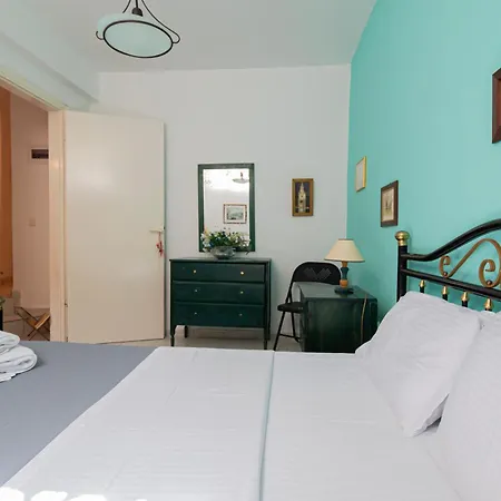 Holiday home Azure House *