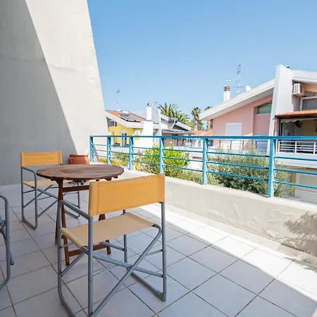 Holiday home Azure House *