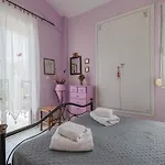 Azure House * 佩科霍里
